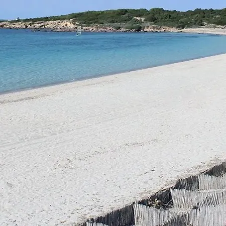 Penzion Private Yellow At Palma De Sols No Shared Living Spaces